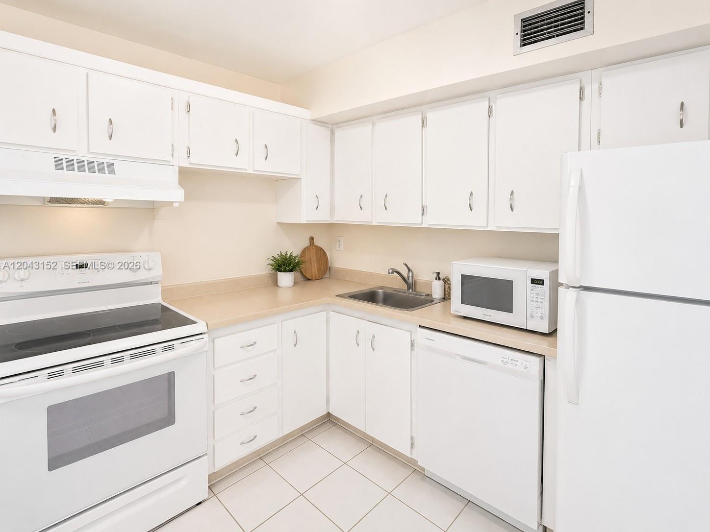 A12043152 Property Photo 5