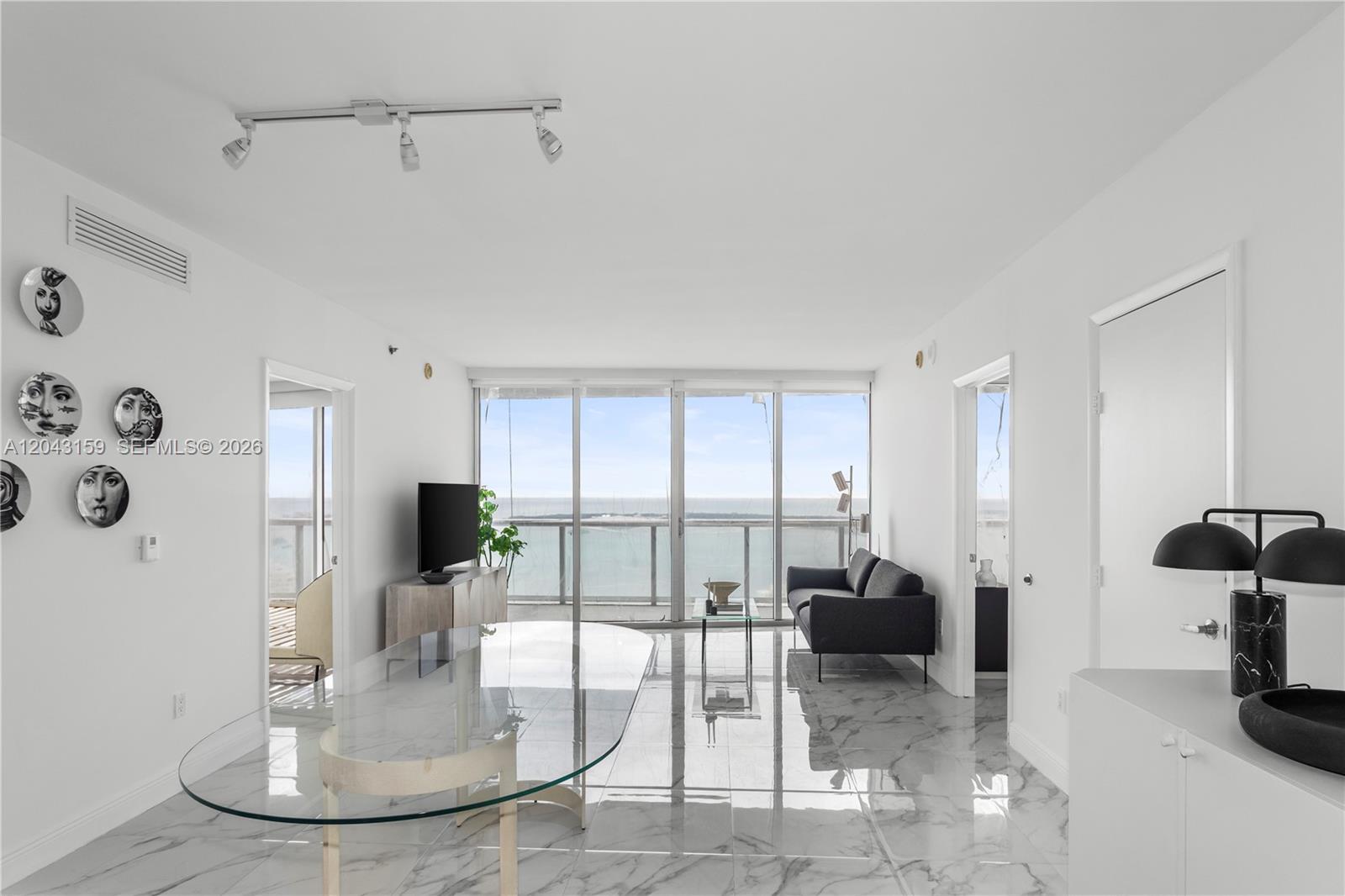 465 Brickell Avenue 5505 Property Photo 5