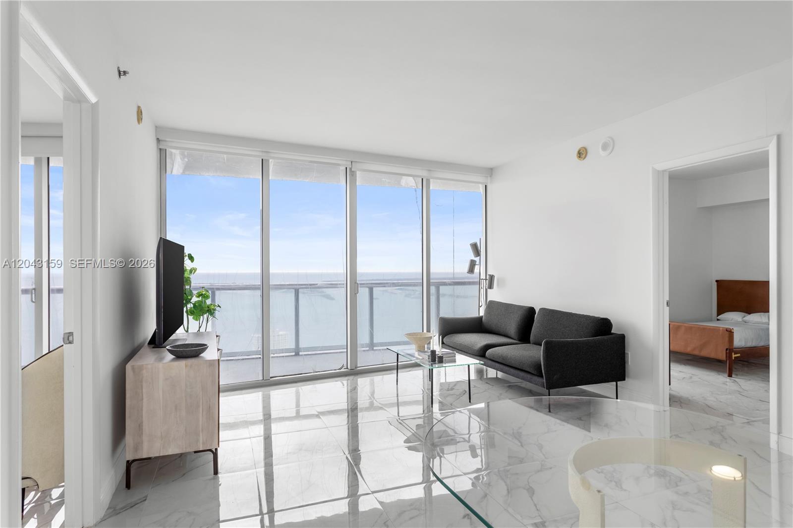 465 Brickell Avenue 5505 Property Photo 8