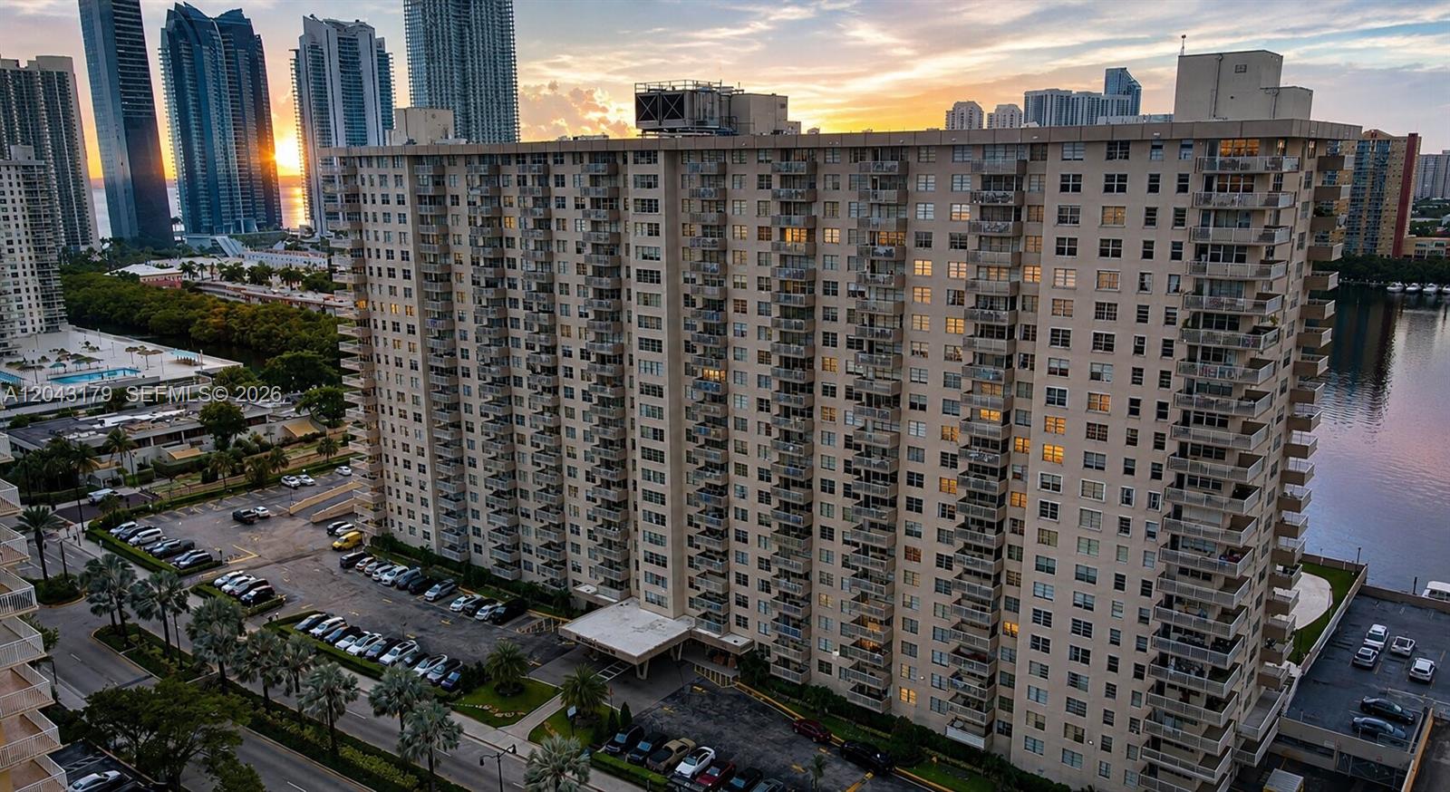 250 174th Street 810(available Now) Property Photo 17