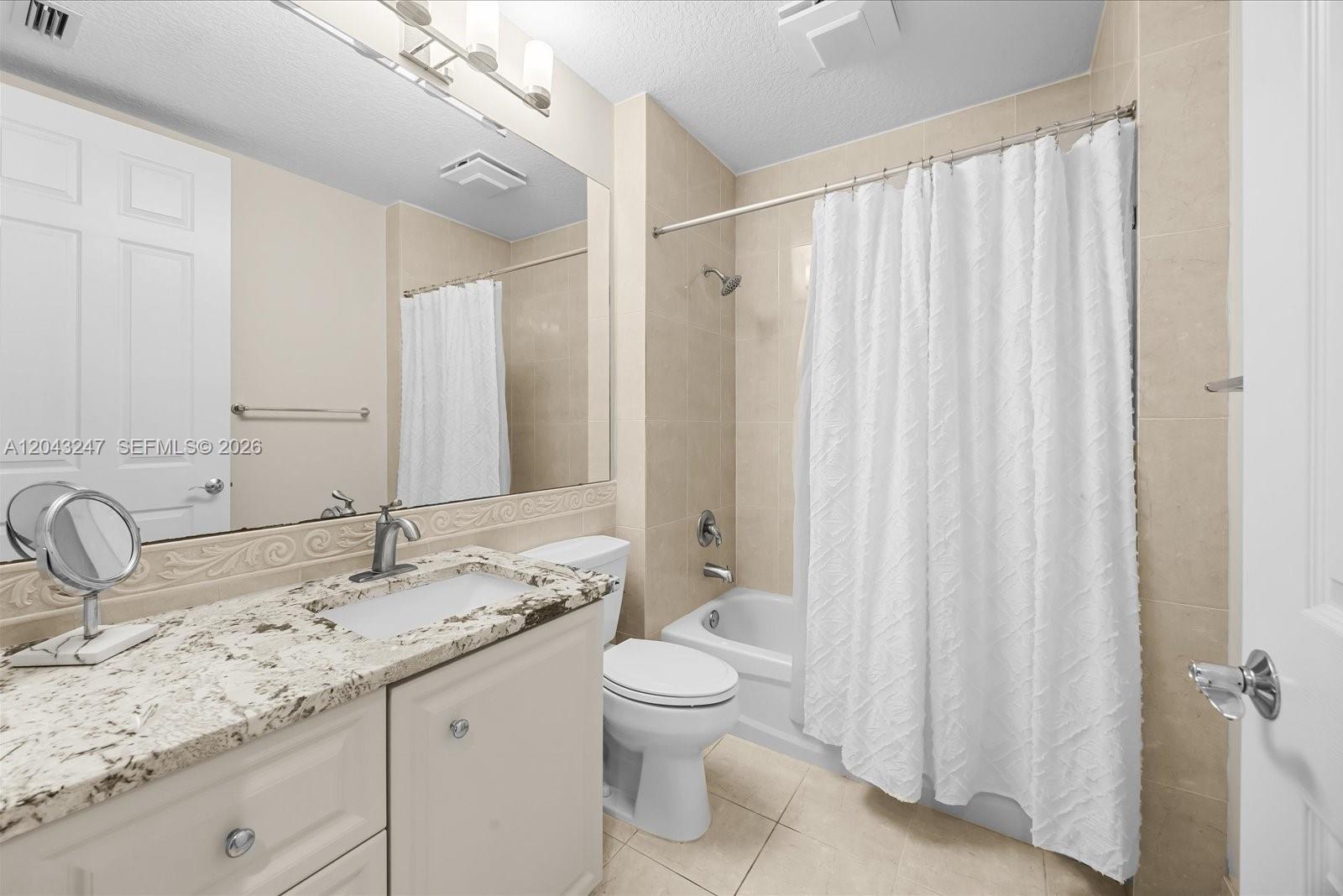 38 Harbour Isle Drive E Unit 104 Property Photo 24