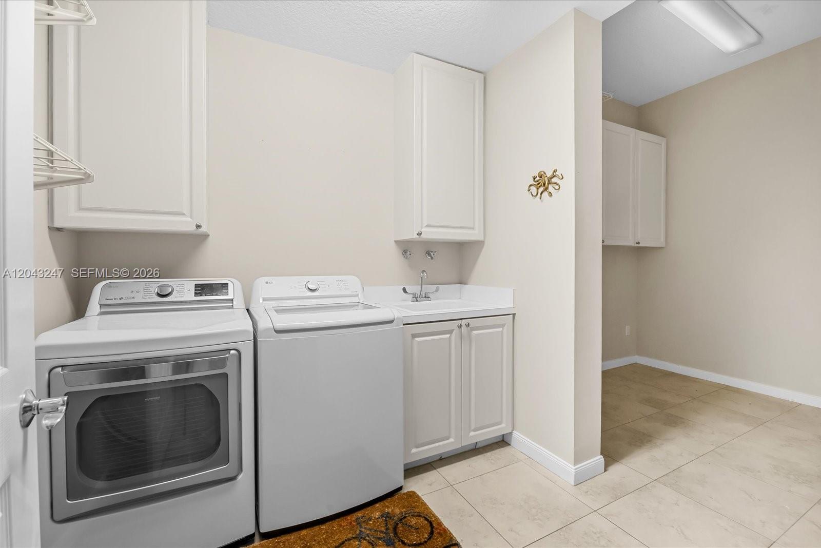 38 Harbour Isle Drive E Unit 104 Property Photo 25