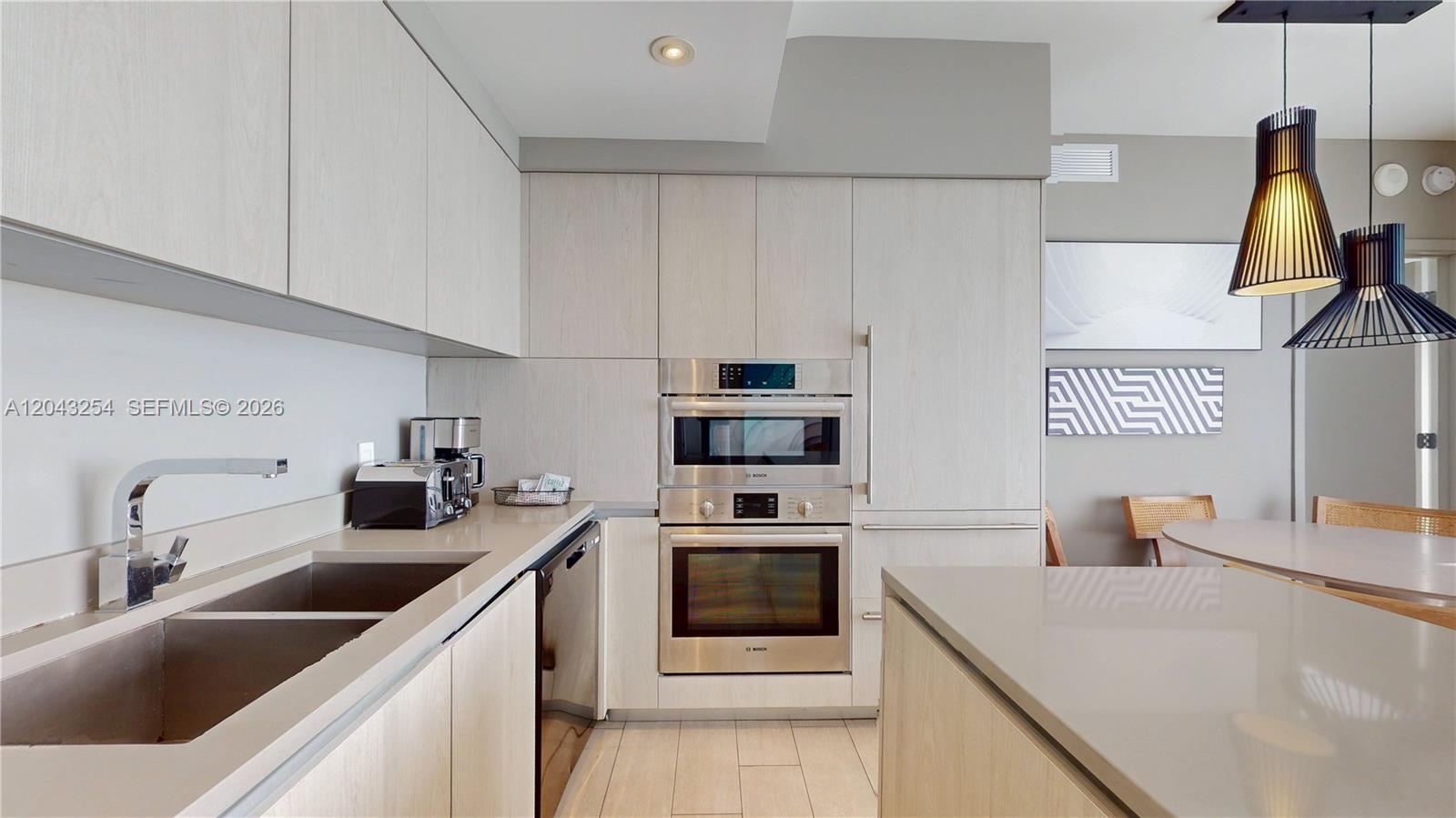 4010 S Ocean Drive R1004 Property Photo 8