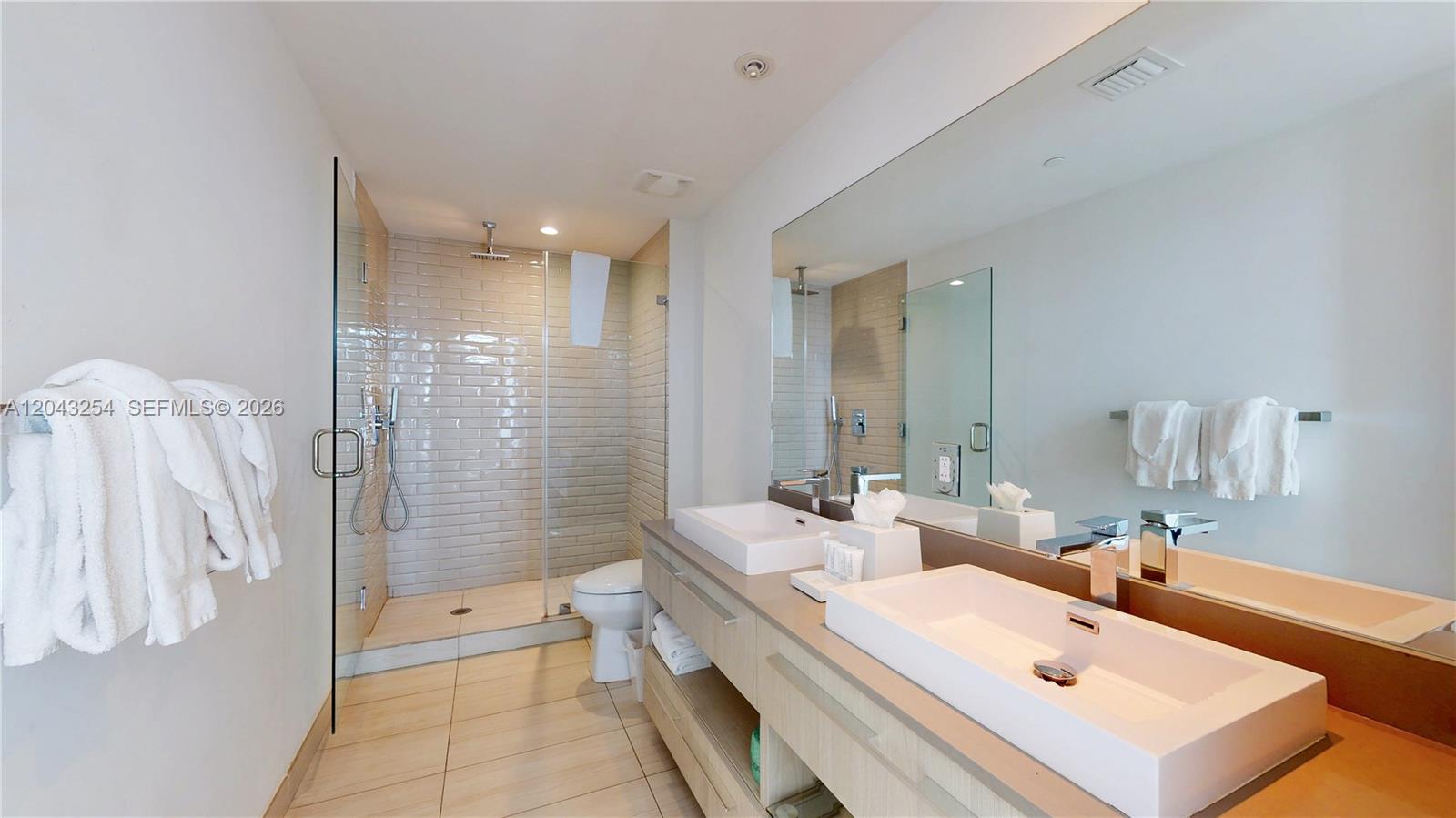 4010 S Ocean Drive R1004 Property Photo 17