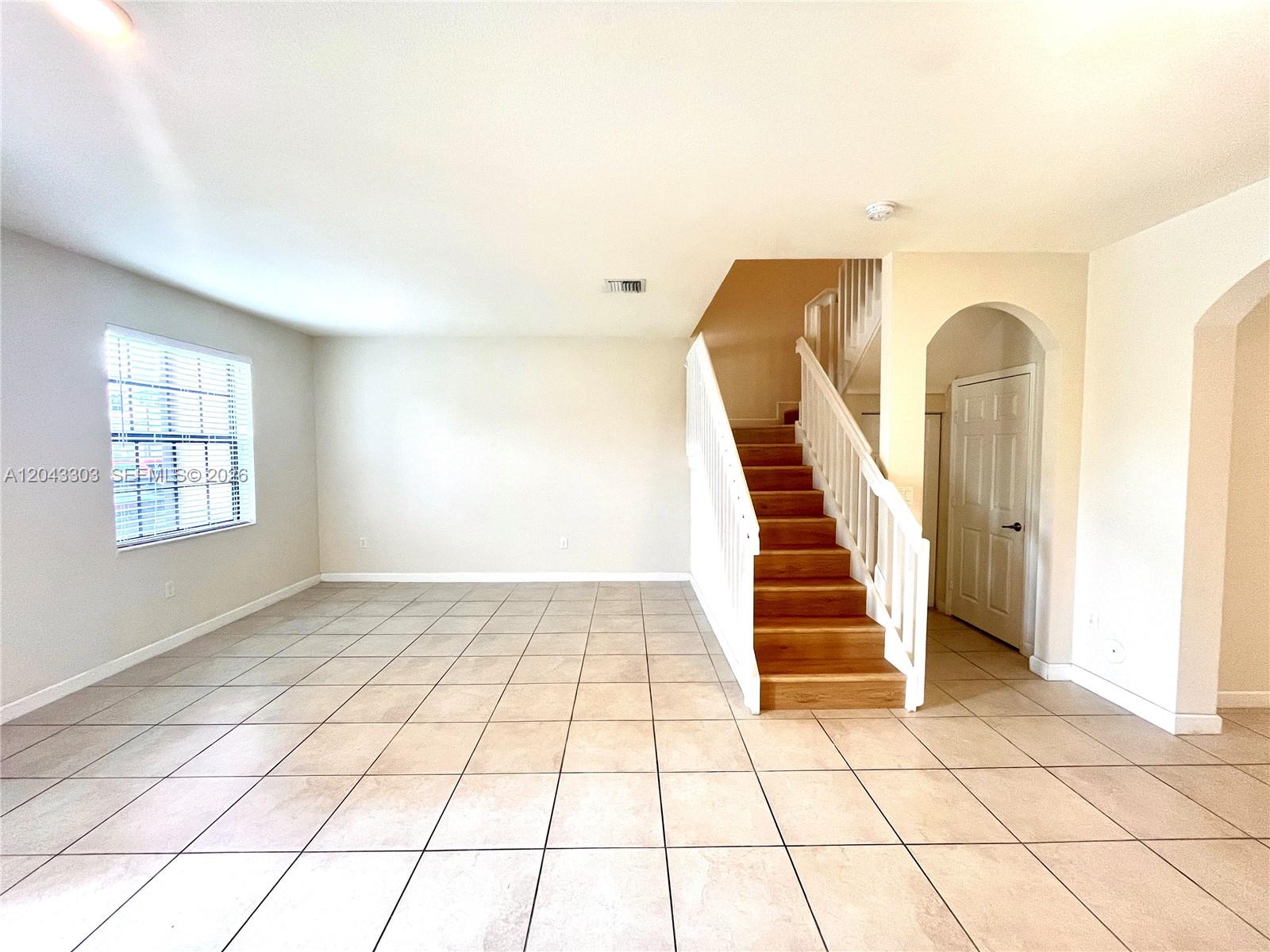 9271 W 33rd Lane 9271 Property Photo 5