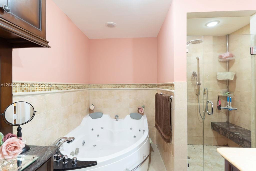 13370 Sw 34th Street Property Photo 10
