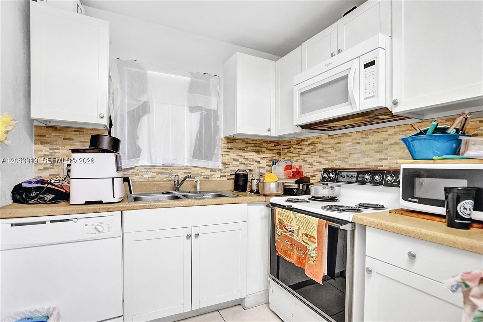 1065 S Flagler Avenue 704 Property Photo 4