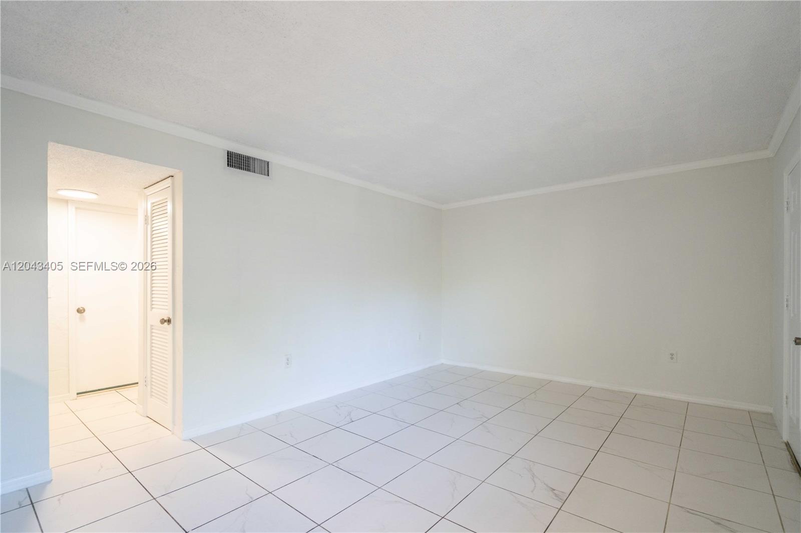 3265 Virginia Street 18 Property Photo 4
