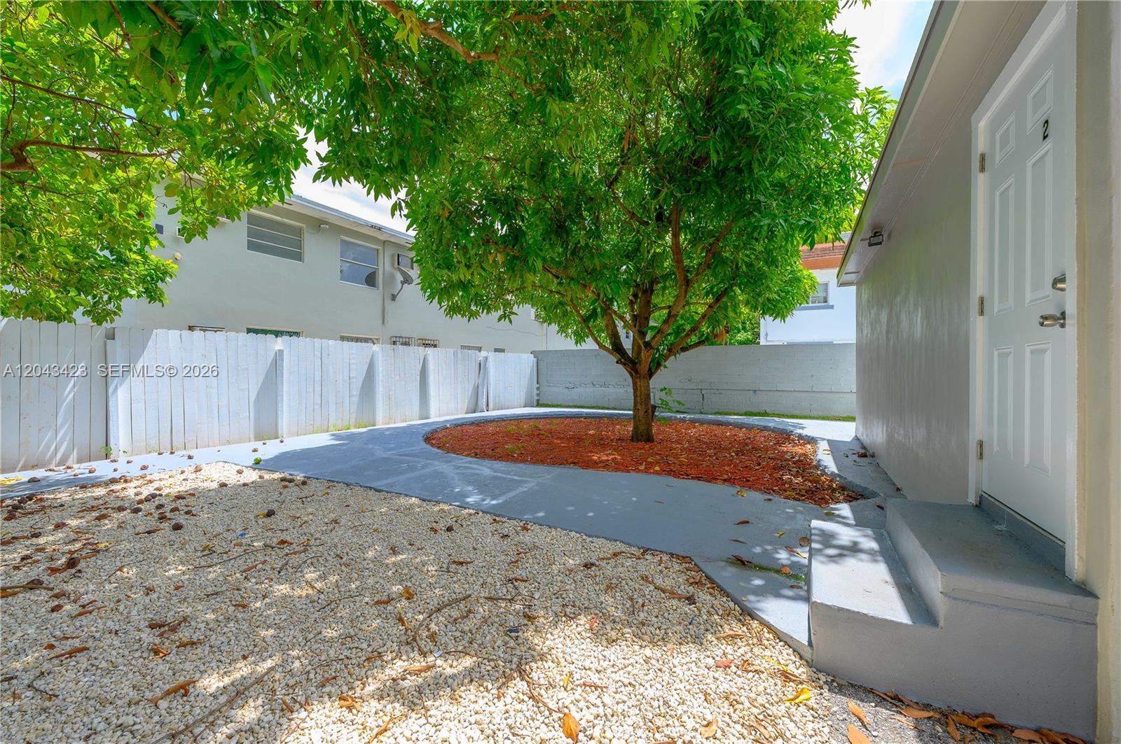 8057 NE 1st Avenue 2 Property Photo 1
