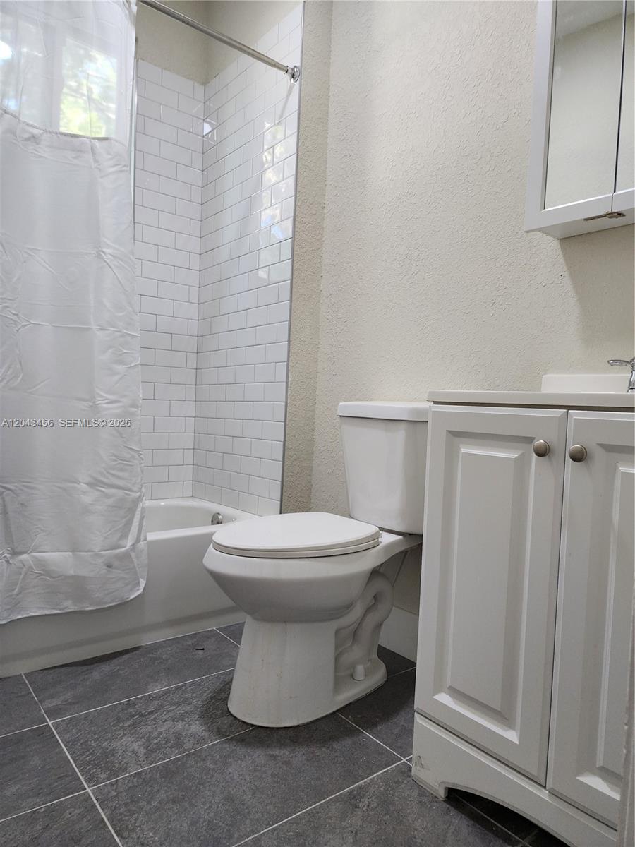 103 Nw 35th Street Property Photo 22