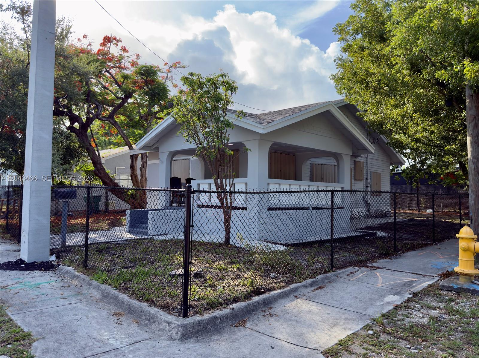 103 Nw 35th Street Property Photo 24
