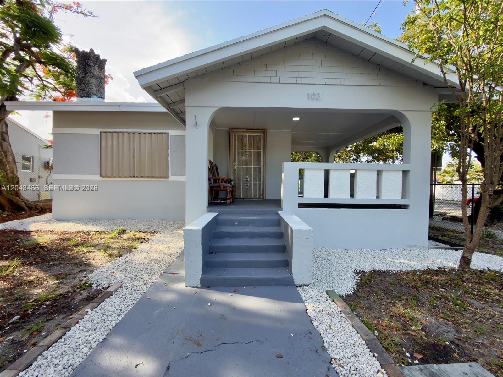 103 Nw 35th Street Property Photo 27