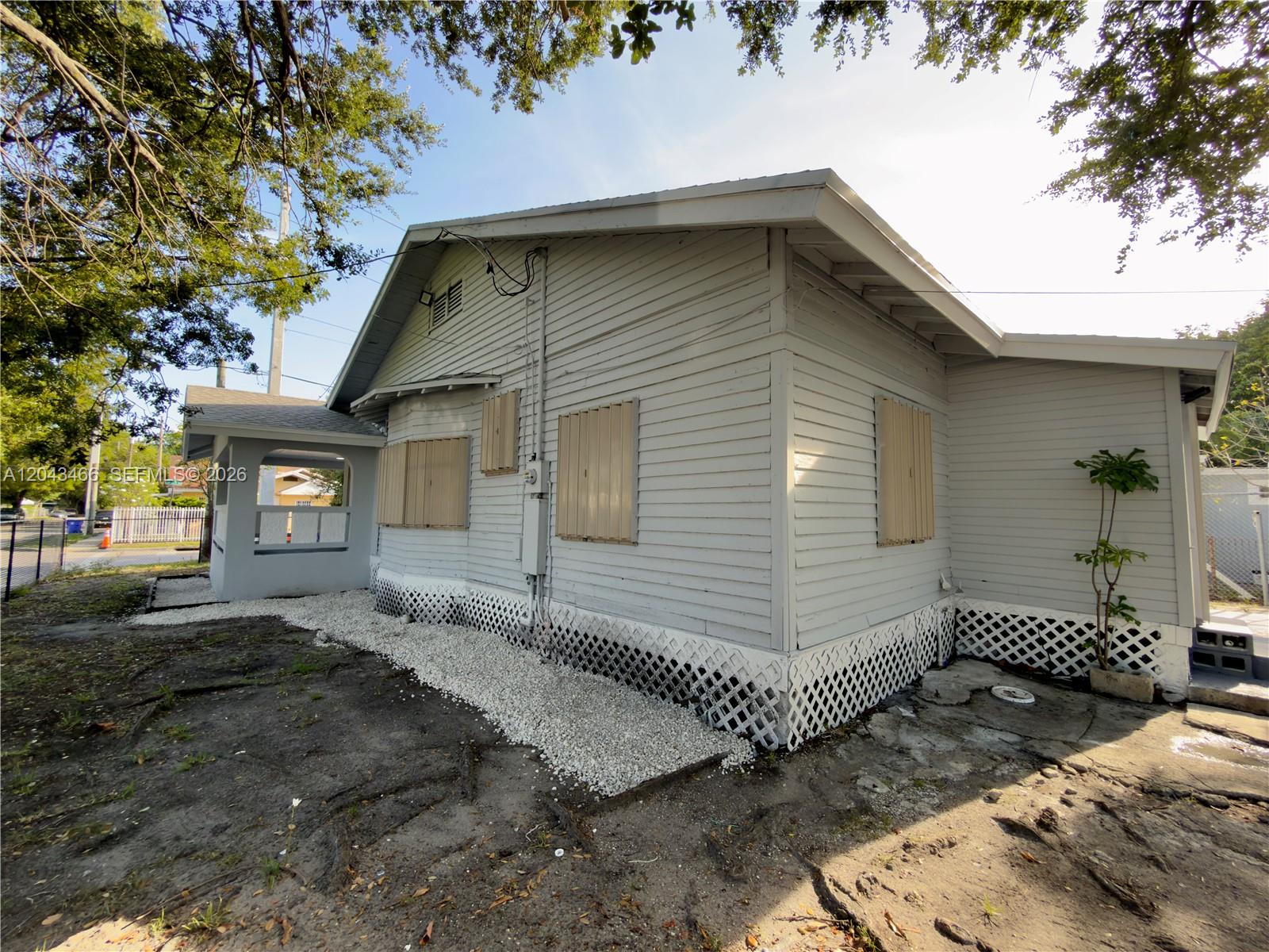 103 Nw 35th Street Property Photo 28