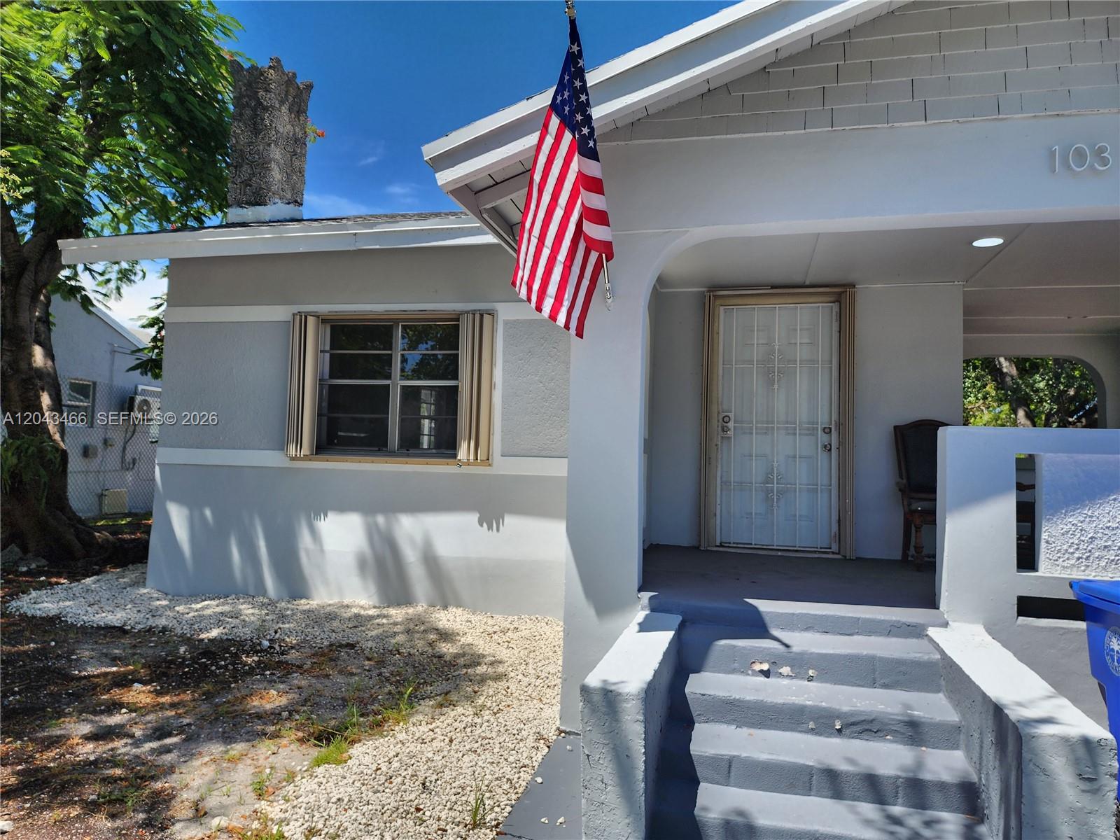103 Nw 35th Street Property Photo 32