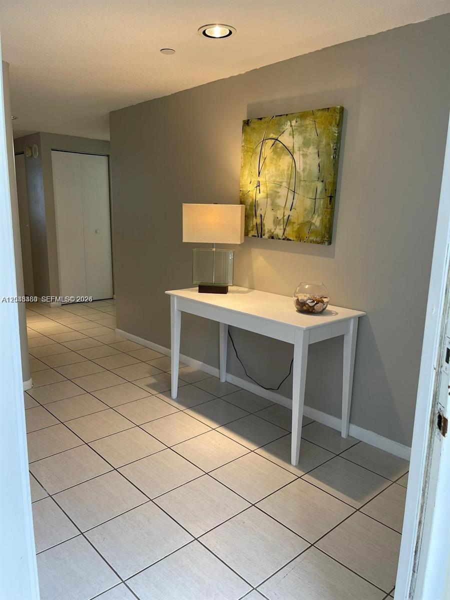 17050 N Bay Road 407 Property Photo 5