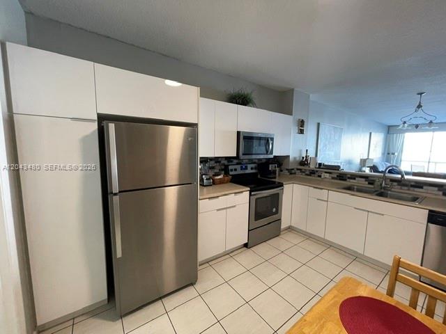 17050 N Bay Road 407 Property Photo 18