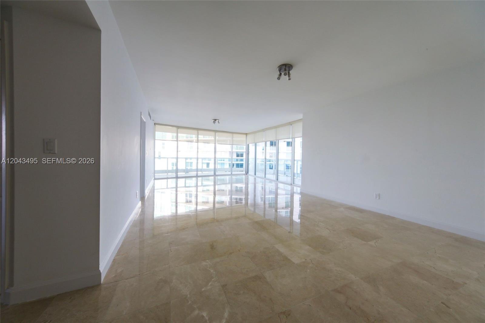2127 Brickell Avenue 2504 Property Photo 8