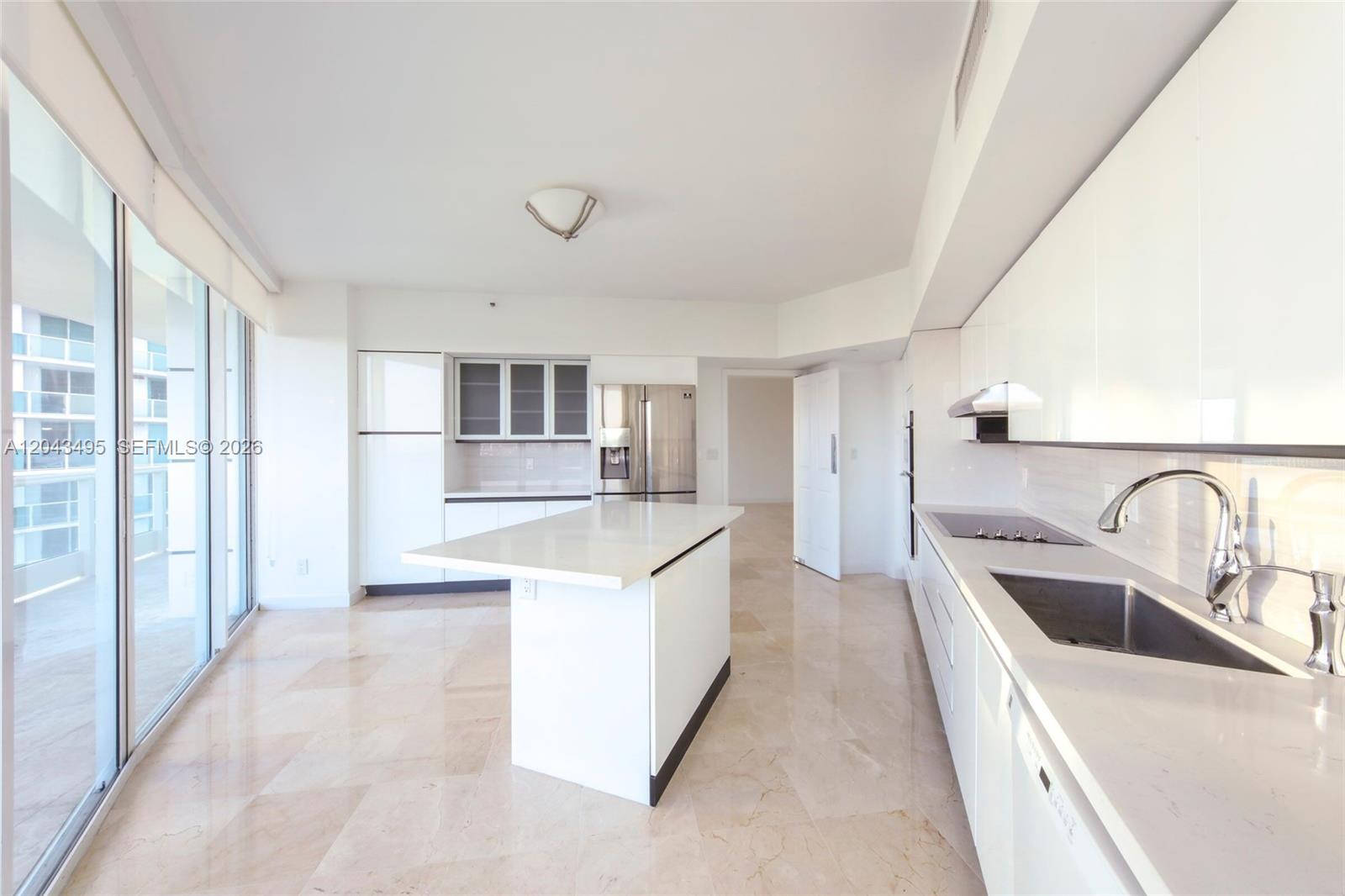 2127 Brickell Avenue 2504 Property Photo 12