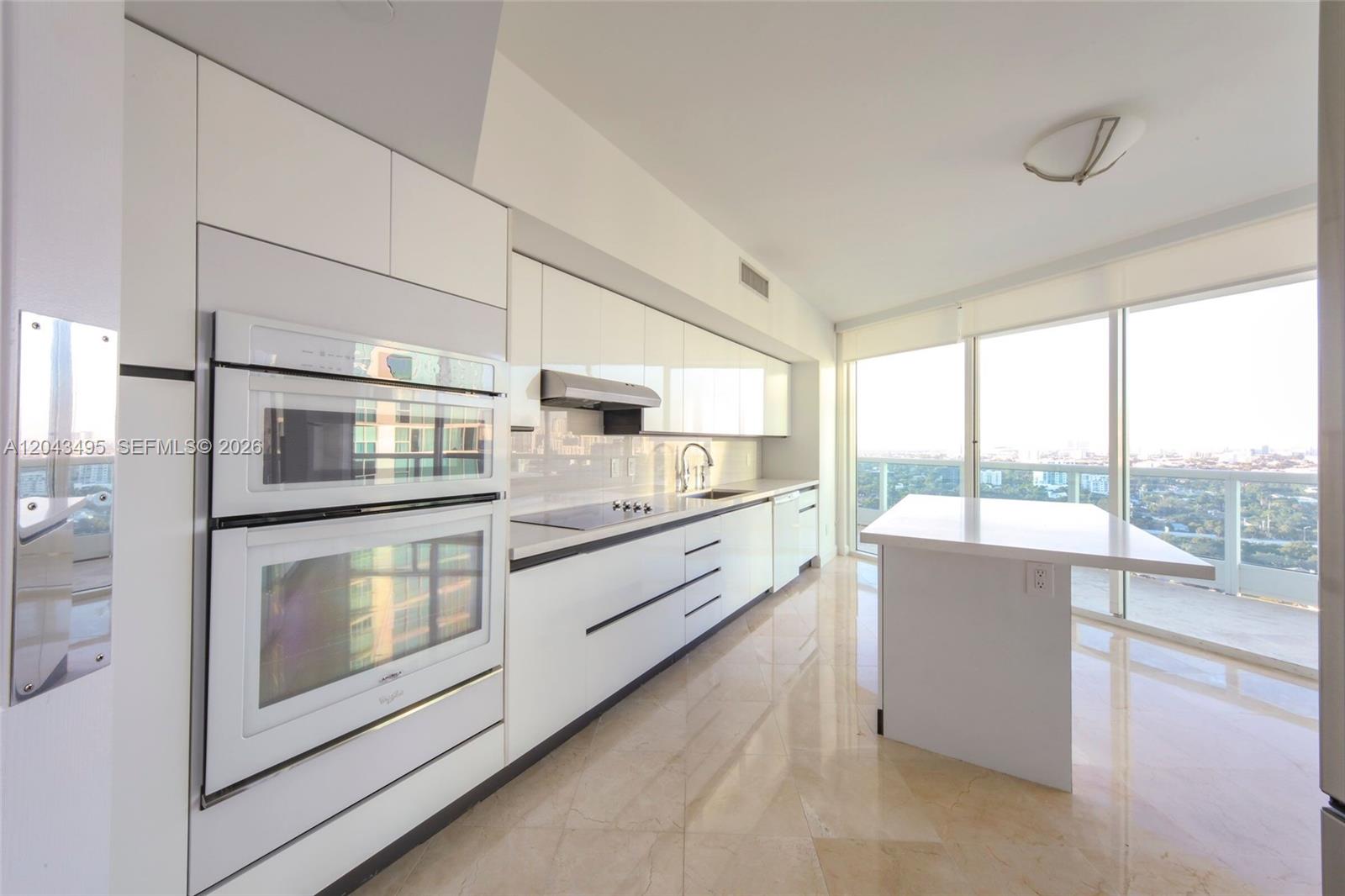 2127 Brickell Avenue 2504 Property Photo 13
