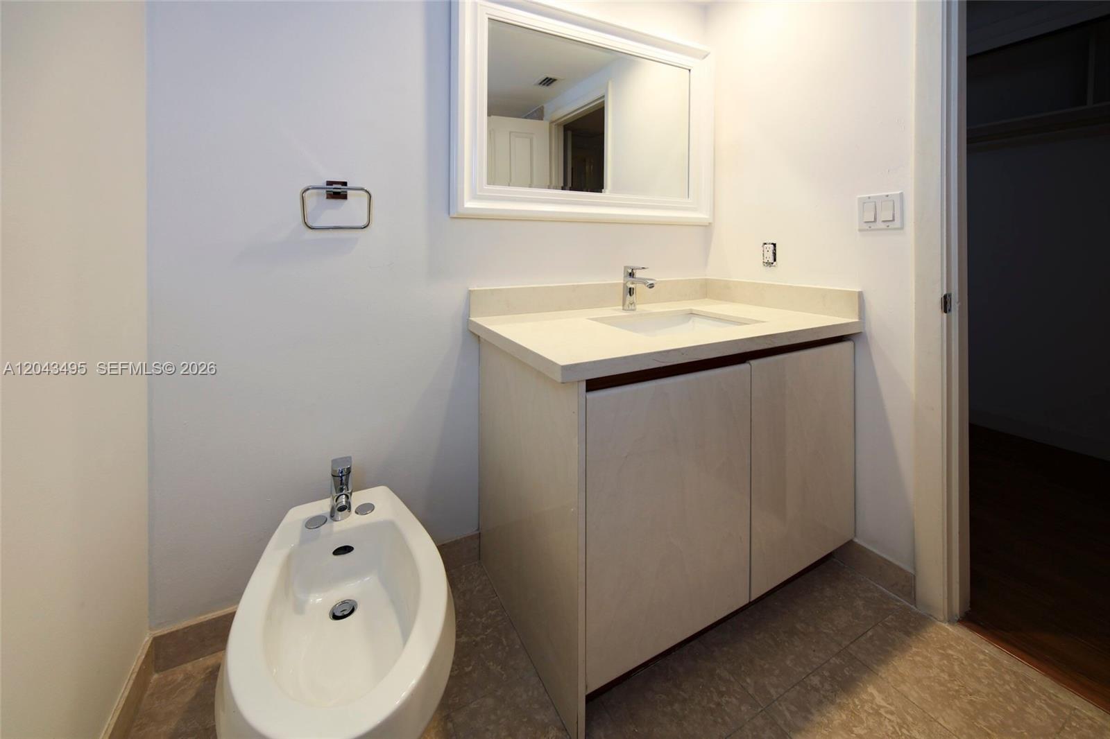 2127 Brickell Avenue 2504 Property Photo 25
