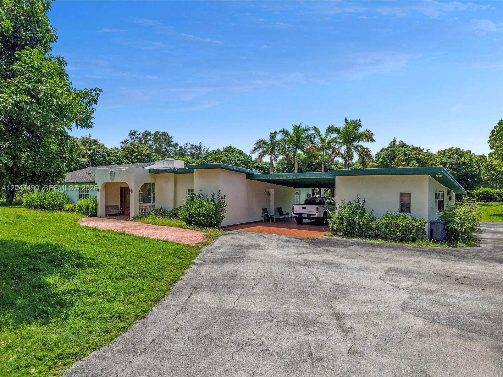 8000 Sw 184th Street Property Photo 17
