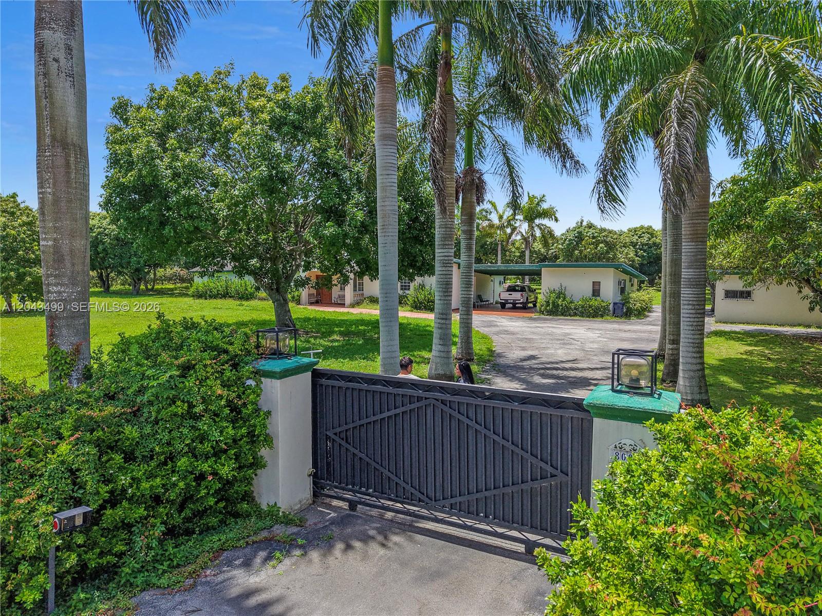 8000 Sw 184th Street Property Photo 18
