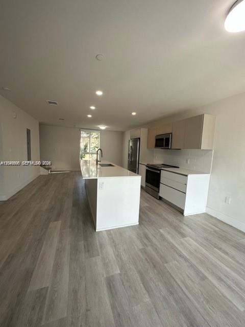 2561 Ne 193rd Street 1208 Property Photo 2