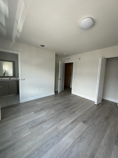 2561 Ne 193rd Street 1208 Property Photo 8