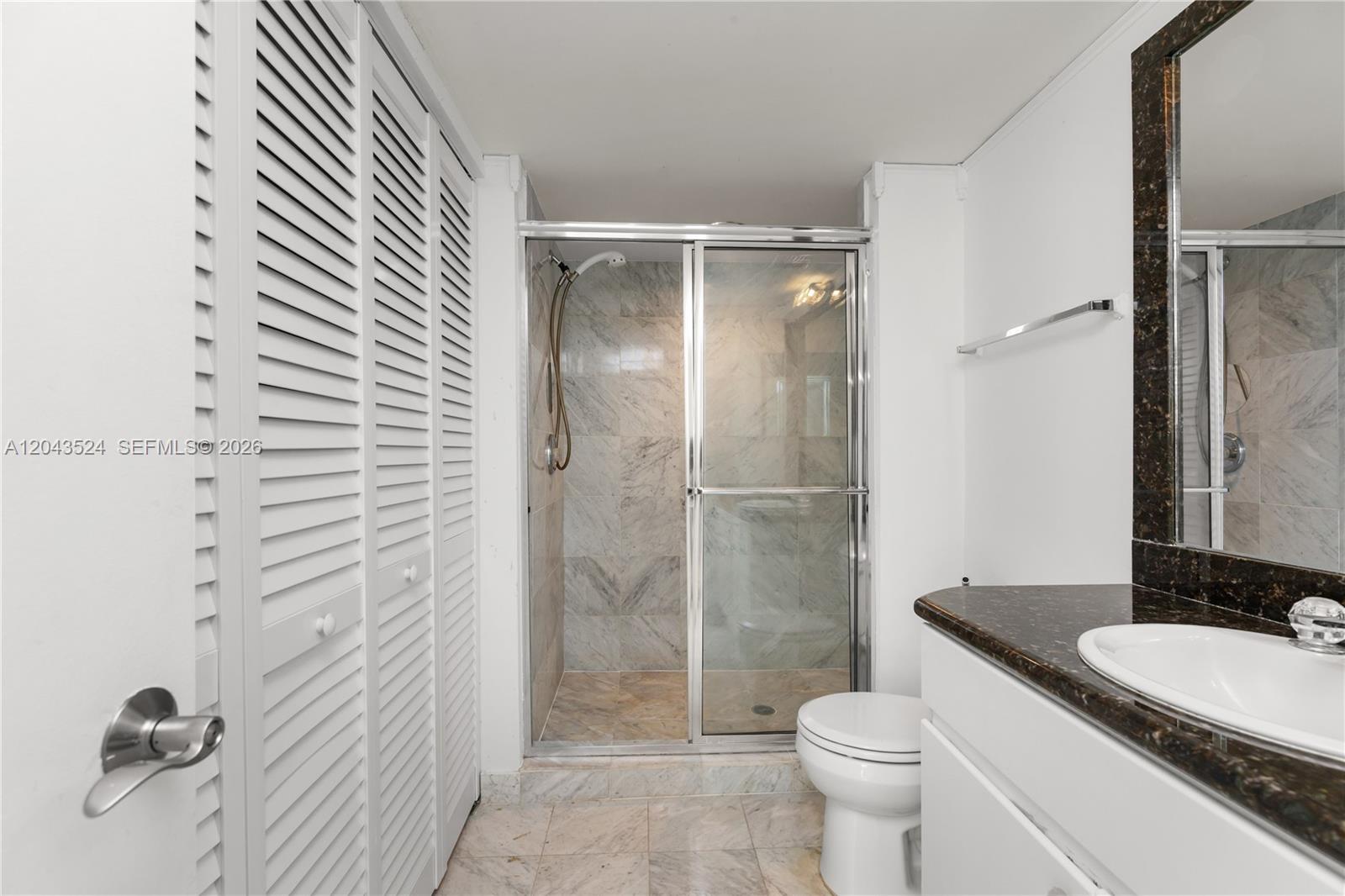 16400 Collins Avenue 942 Property Photo 40