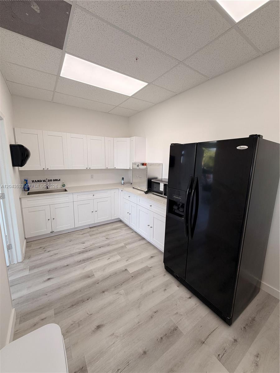 665 E 49 Street Property Photo 11