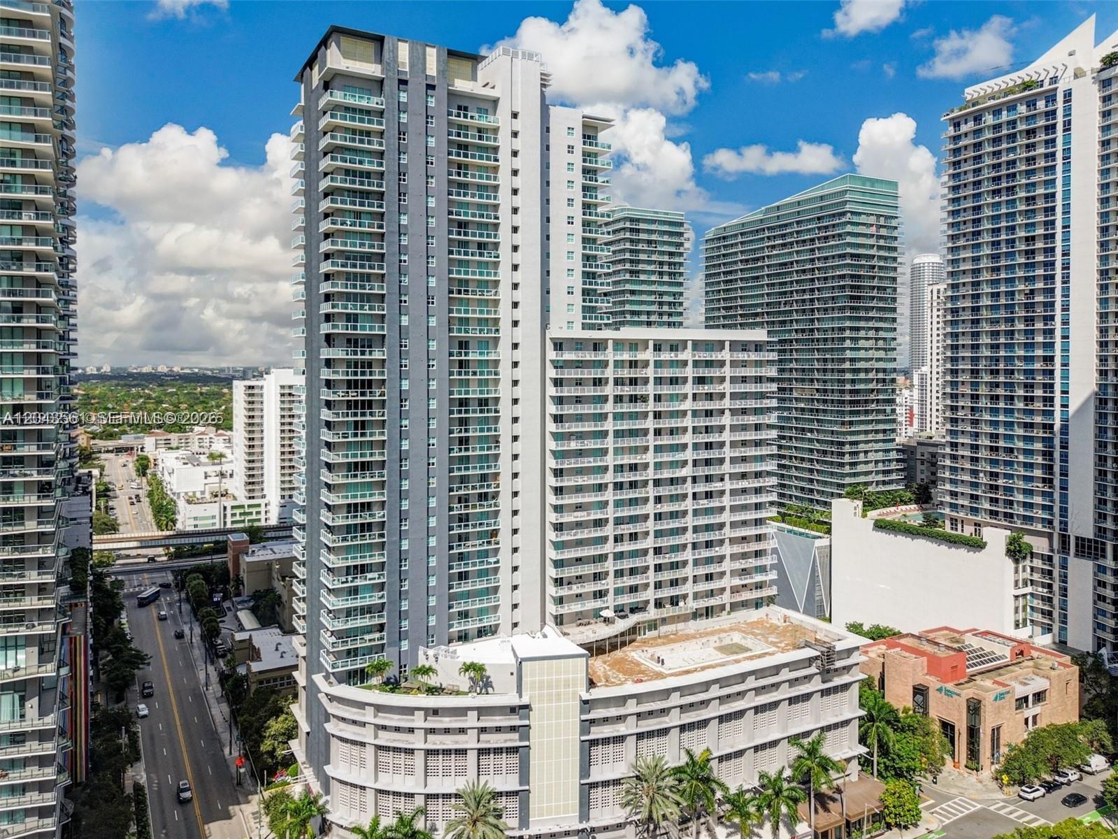 1250 S Miami Avenue 1713 Property Photo 1