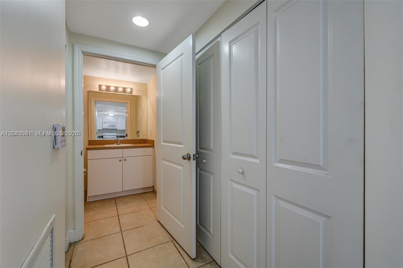 1250 S Miami Avenue 1713 Property Photo 11