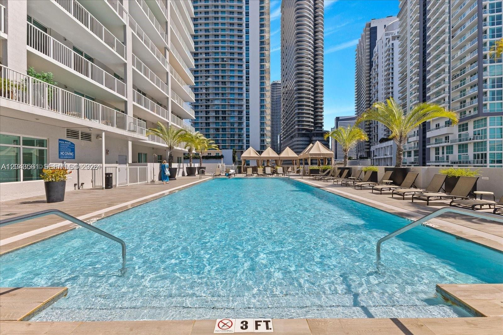 1250 S Miami Avenue 1713 Property Photo 15