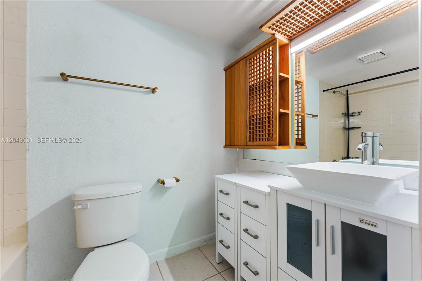 8111 Severn Drive D Property Photo 23