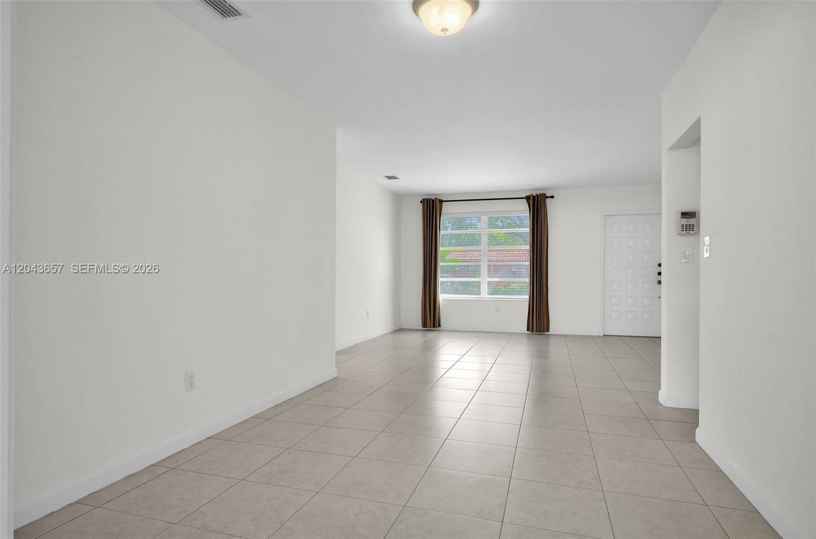 14375 Lake Candlewood Court Property Photo 6