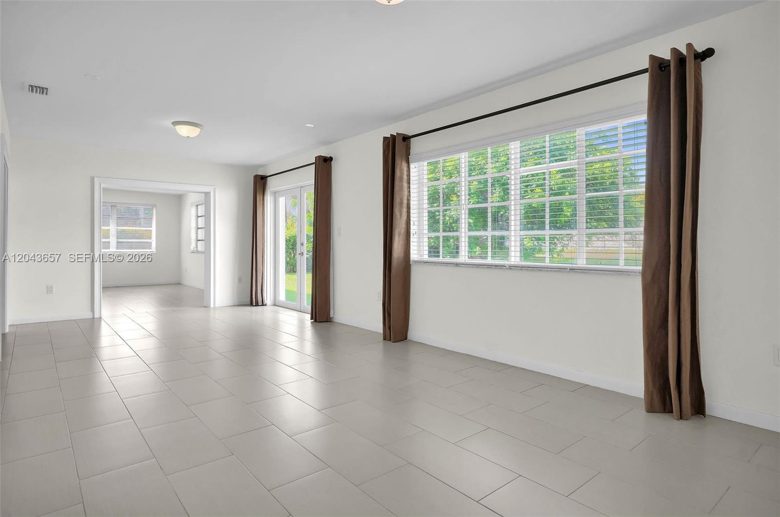 14375 Lake Candlewood Court Property Photo 11