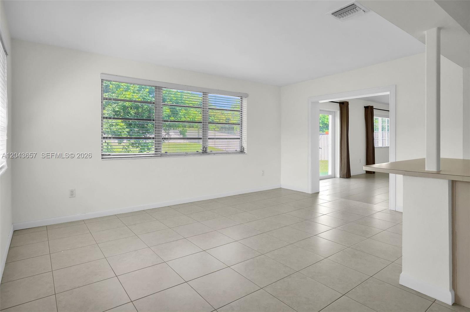 14375 Lake Candlewood Court Property Photo 13