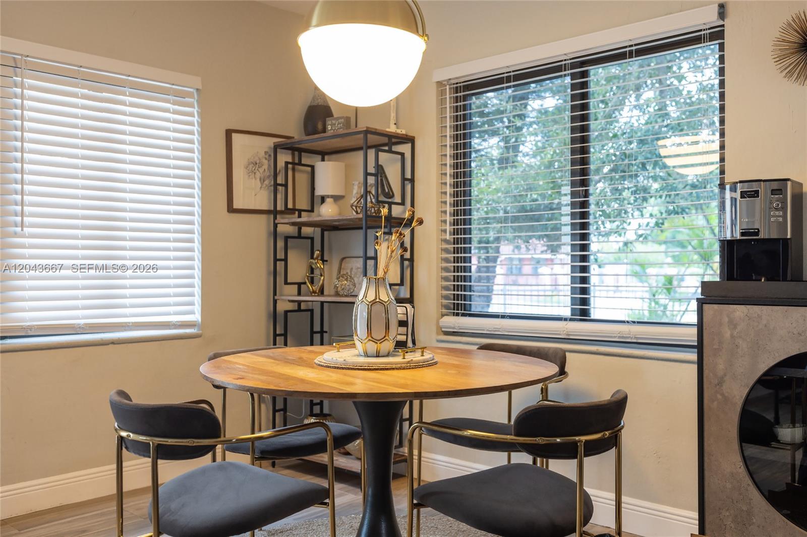 A12043667 Property Photo 4