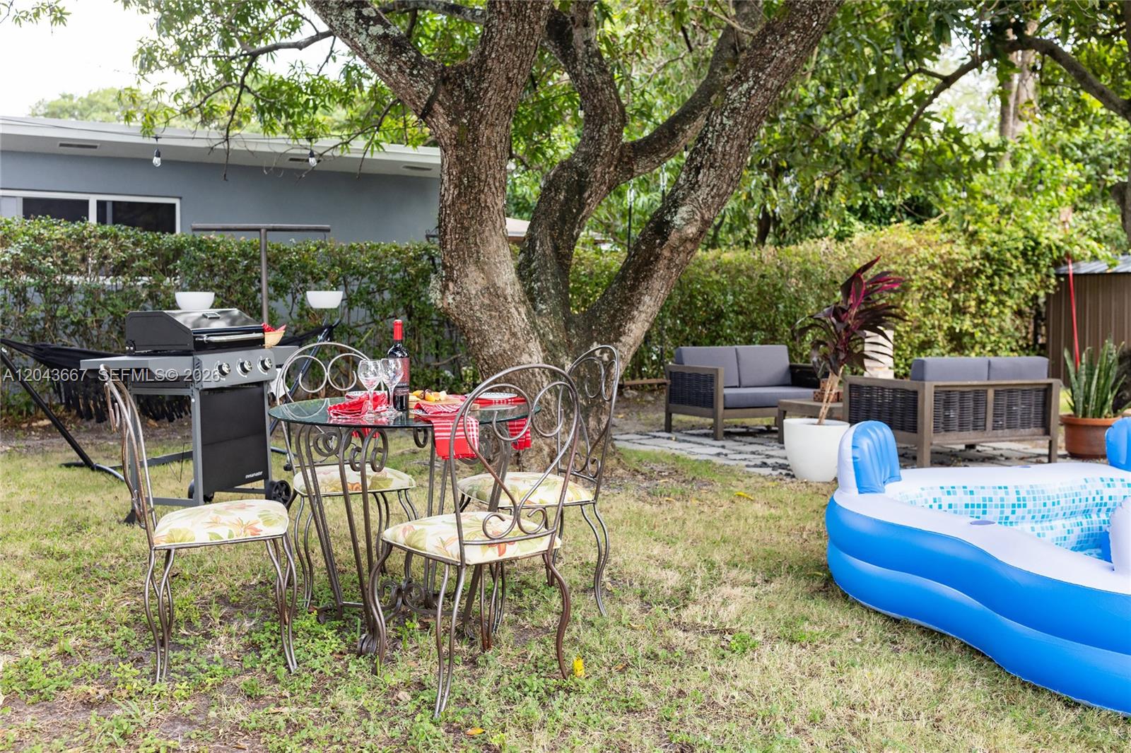 A12043667 Property Photo 17