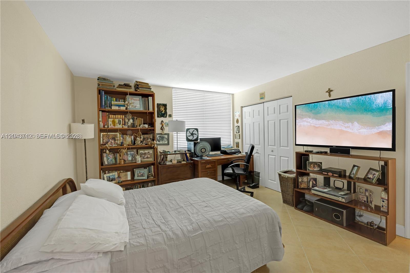 9125 Sw 77th Avenue 802 Property Photo 6
