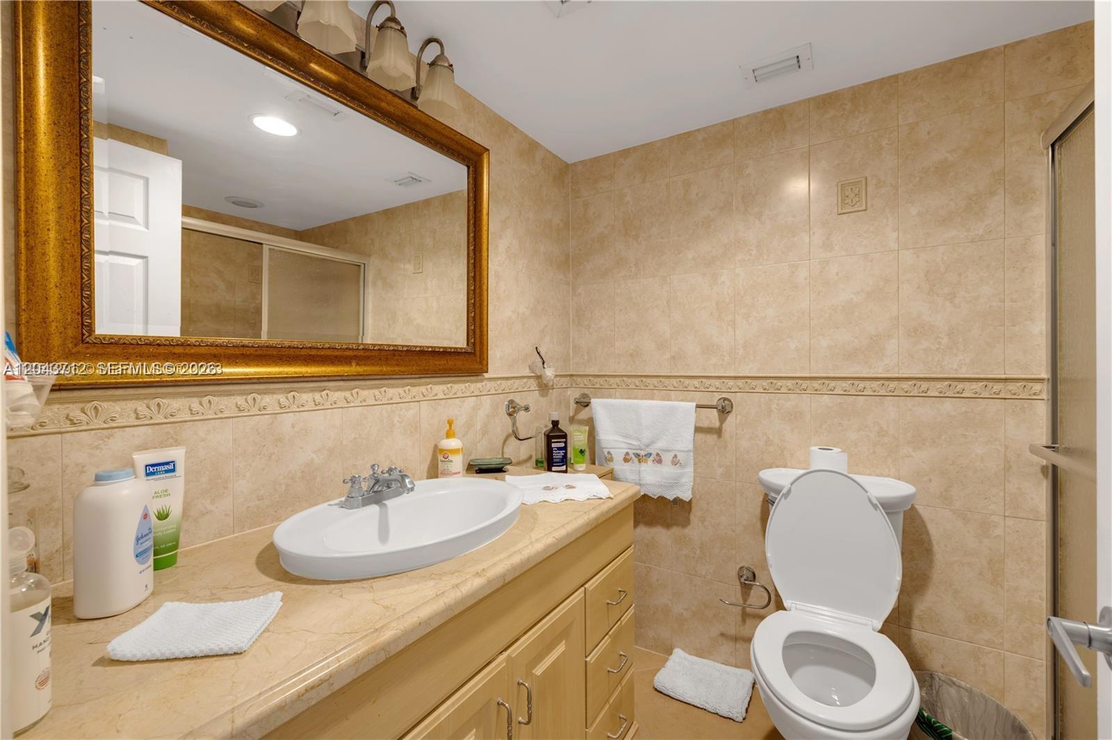9125 Sw 77th Avenue 802 Property Photo 7
