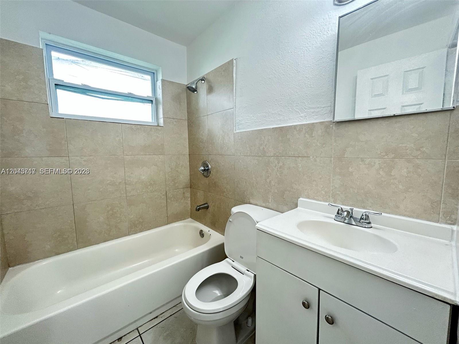 101 Nw 13th Avenue Property Photo 3
