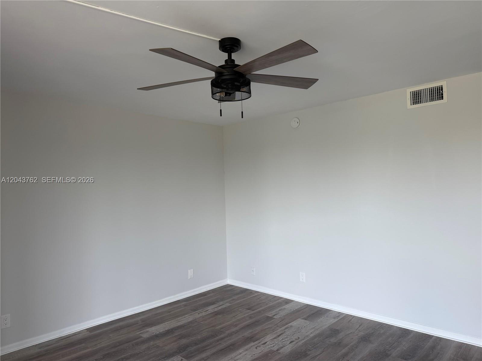 7220 Lake Cir Drive 406 Property Photo 16