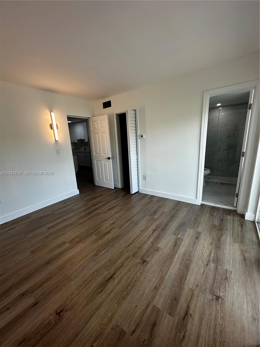 1255 W 49th Place E205 Property Photo 6