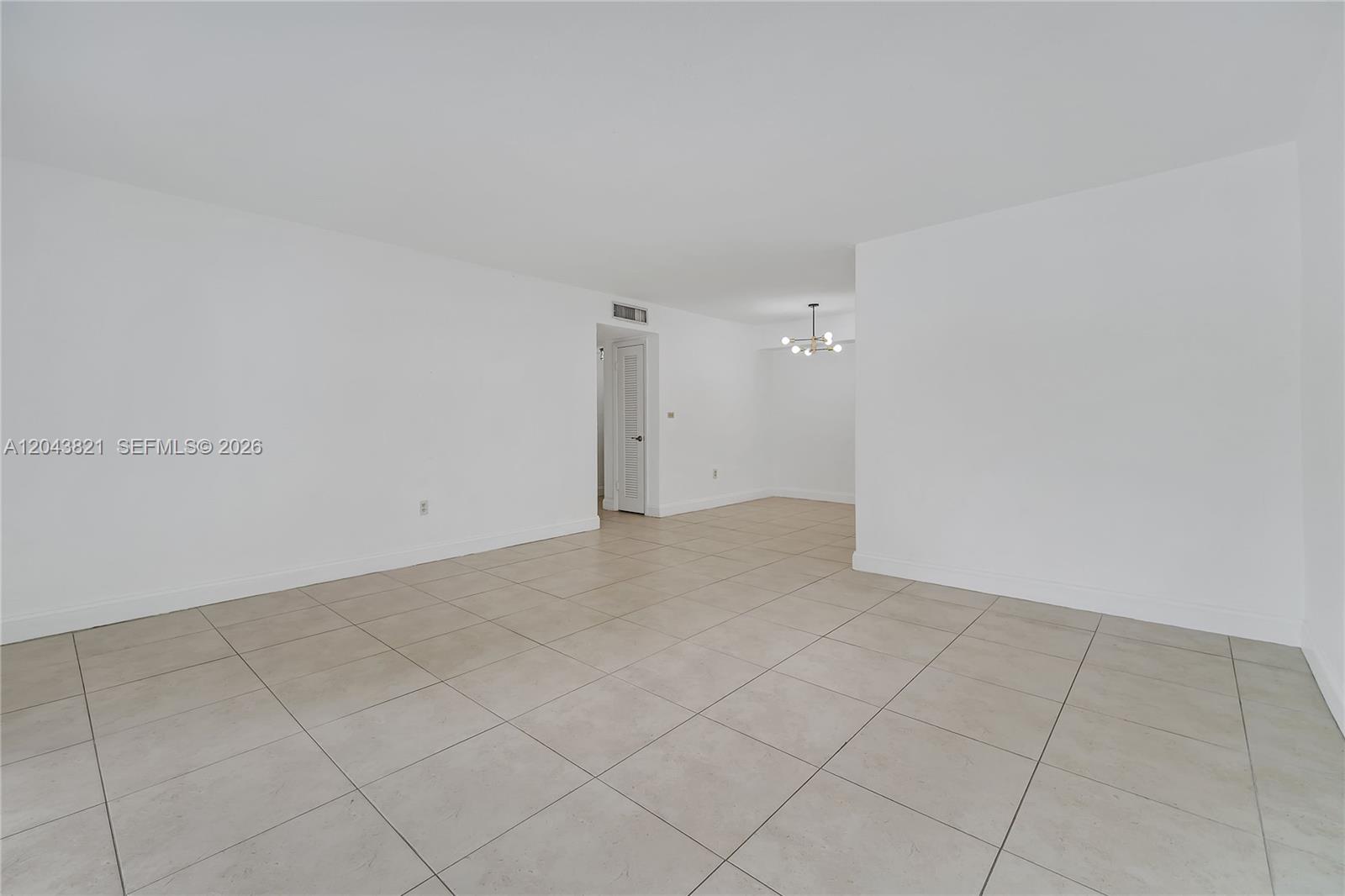1205 Mariposa Avenue 307 Property Photo 10