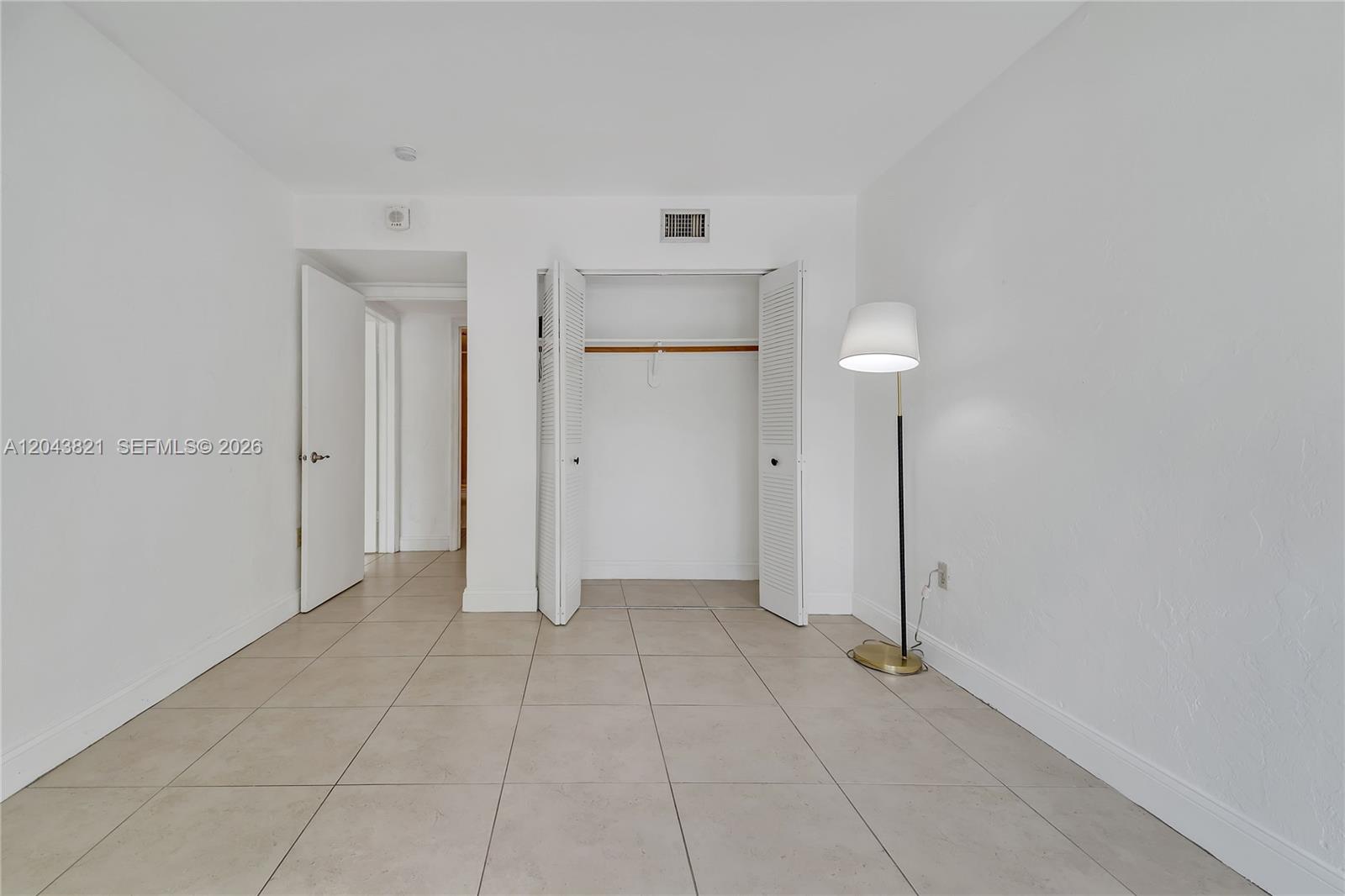 1205 Mariposa Avenue 307 Property Photo 14