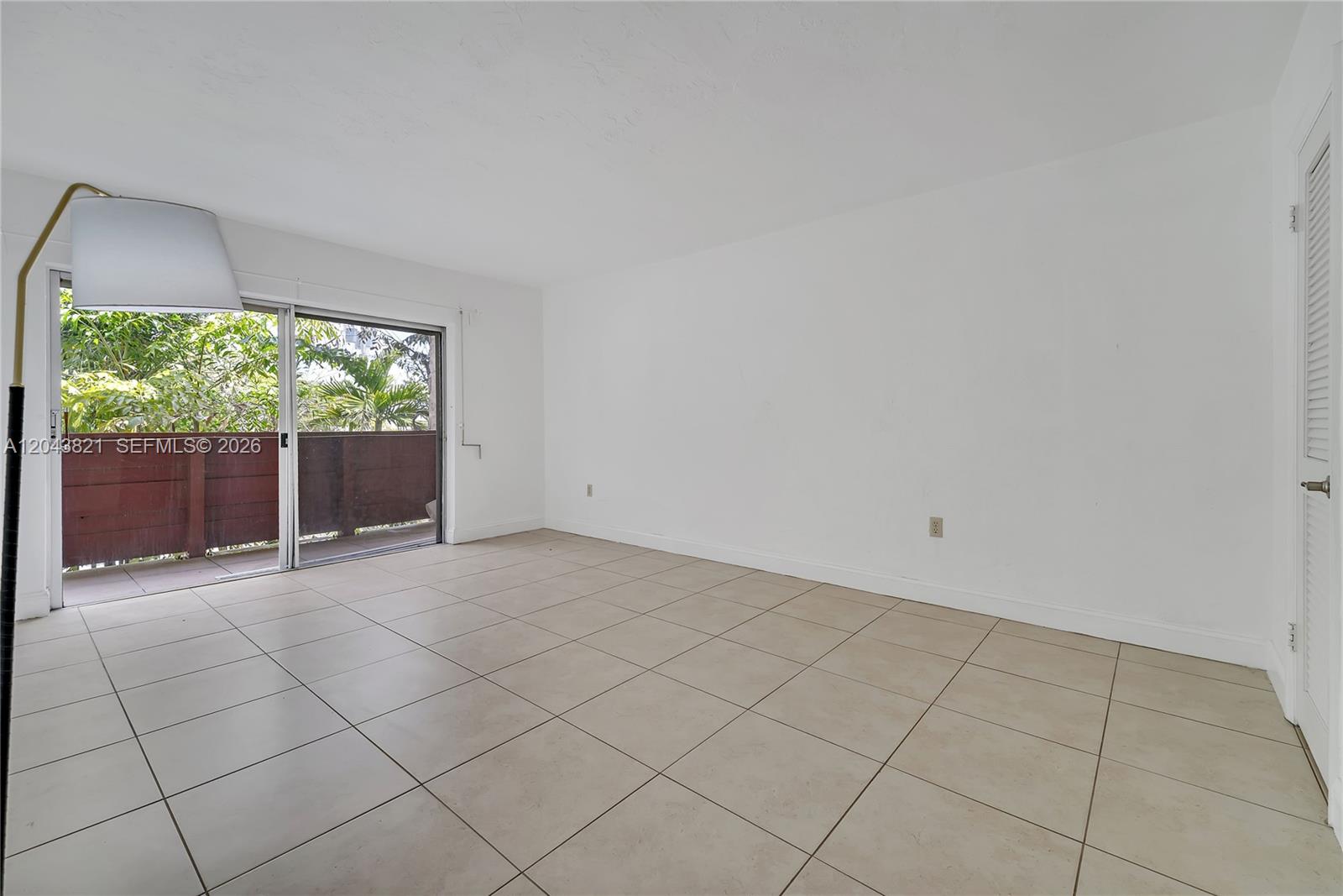 1205 Mariposa Avenue 307 Property Photo 17