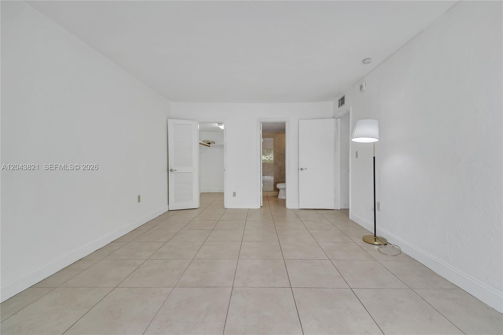 1205 Mariposa Avenue 307 Property Photo 19