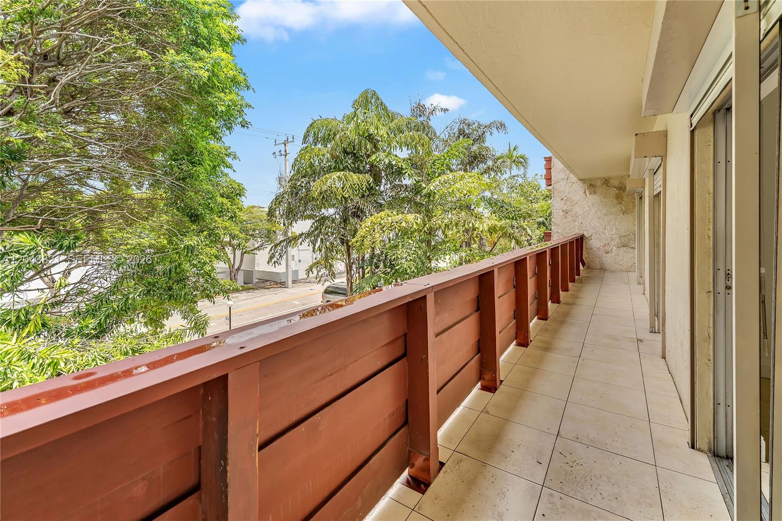 1205 Mariposa Avenue 307 Property Photo 23