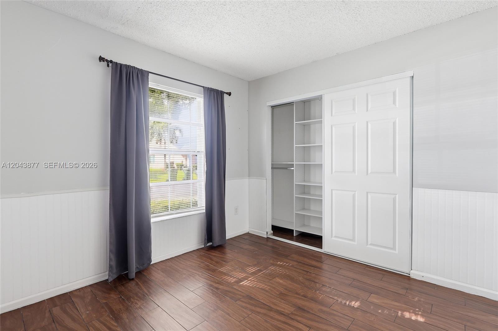 1855 Se 6th Court Property Photo 16